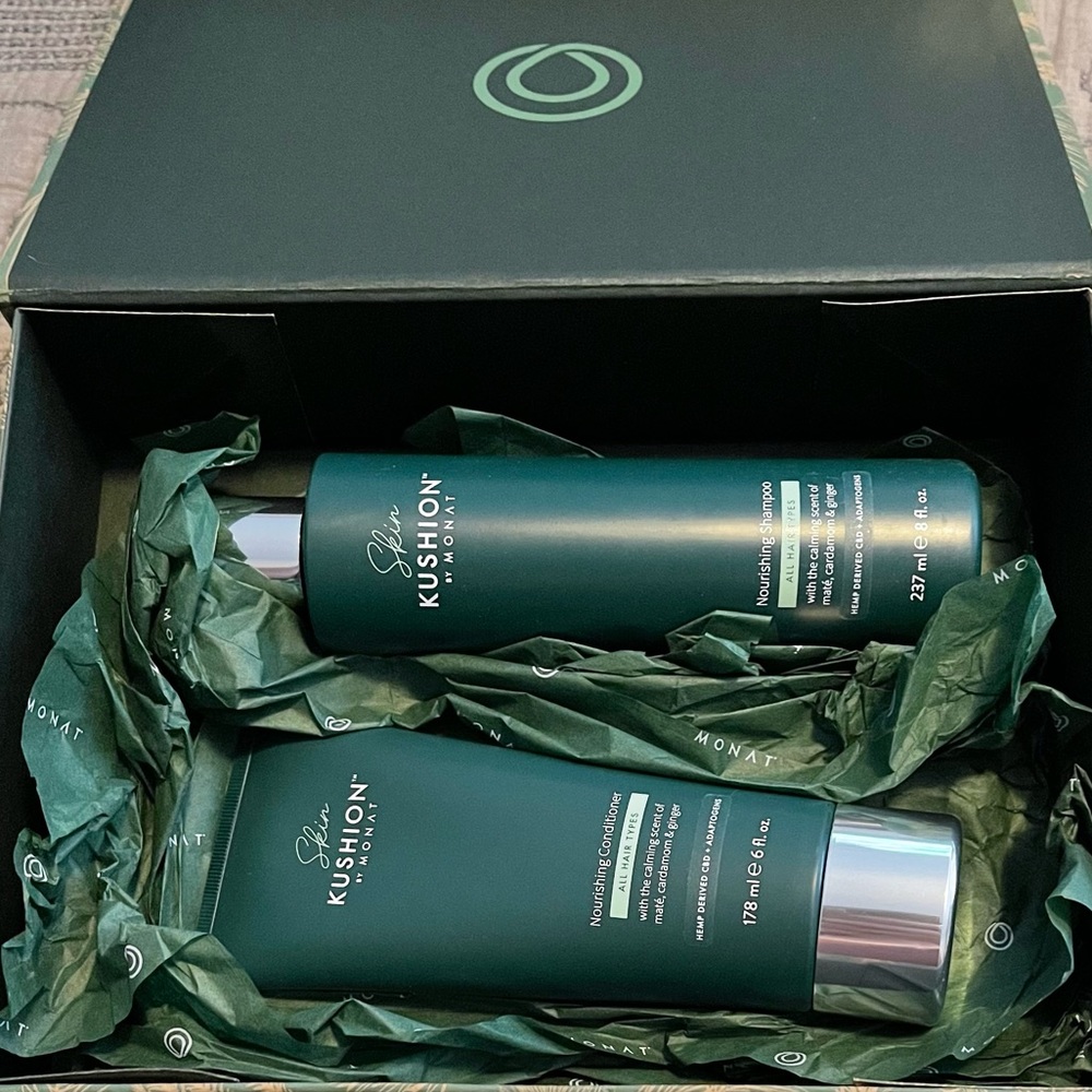 Monat Kushion set